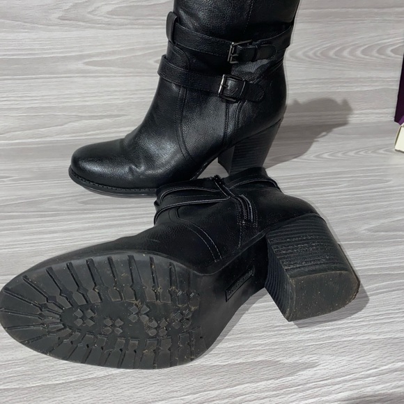 Naturalizer Black Heeled Boots - Picture 4 of 4